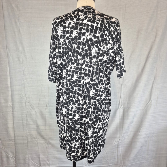 LuLaRoe Irma Tunic Shirt Womens XXS 0 Loose High Low Hem Mid Length Sleeve New - Picture 3 of 16